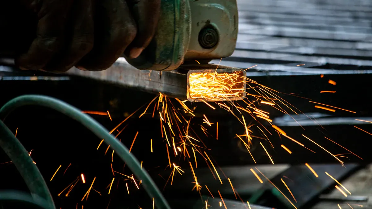 Best Tool to Cut Galvanized Steel for Beginners