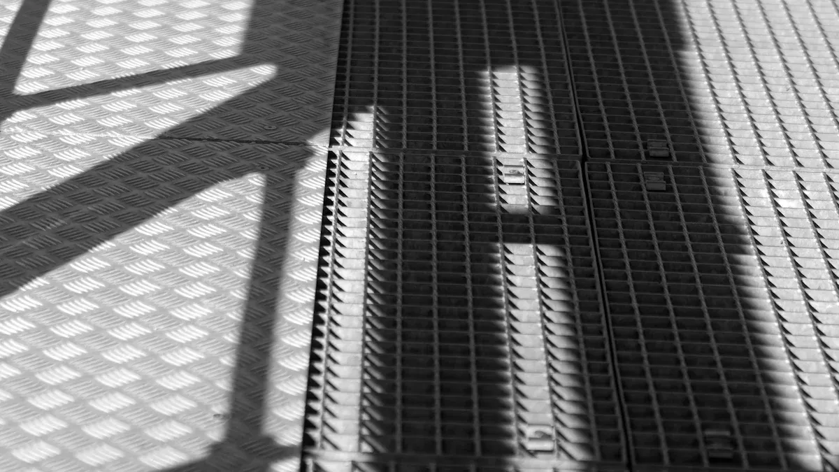 7 Ways Grating Galvanized Steel Improves Construction Sites